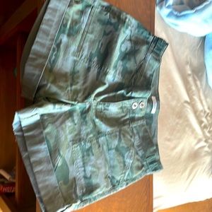 Rickis camo ladies short